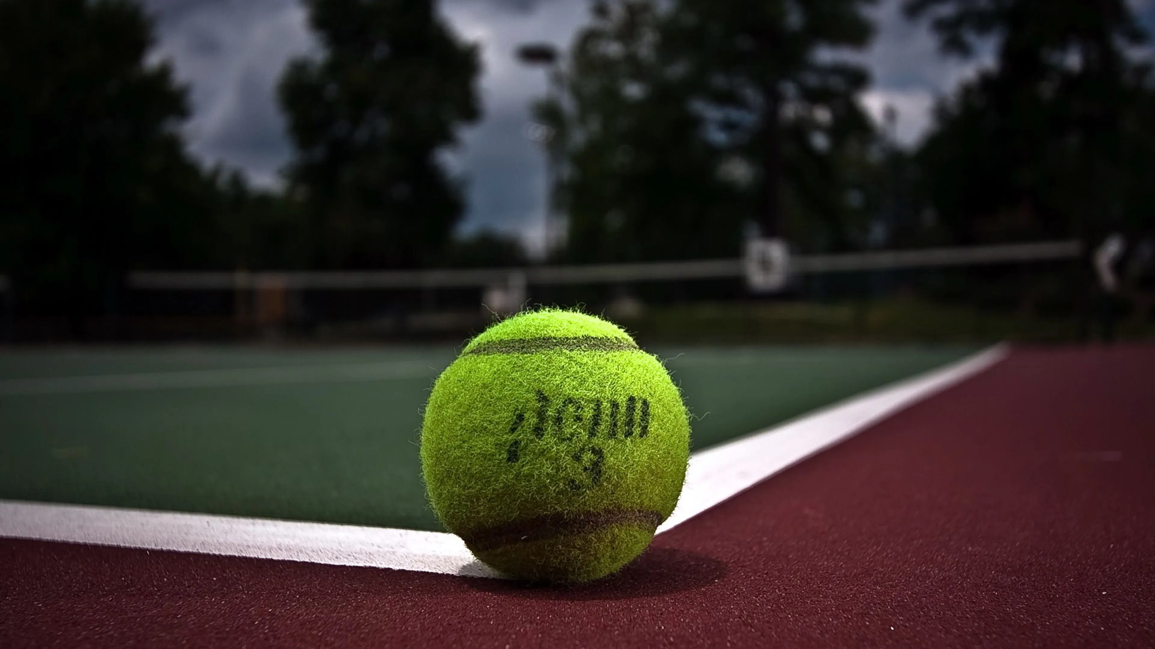 Custom racquet grip detail